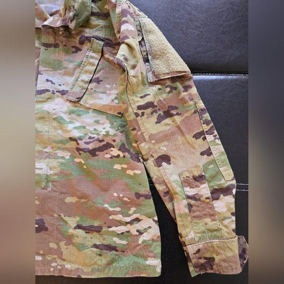 U.S. Army OCP ACU Coat (Medium Long) - Picture 5 of 8